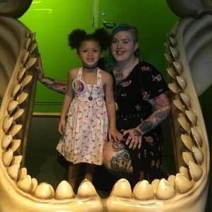 Meet your Posher, Danielle